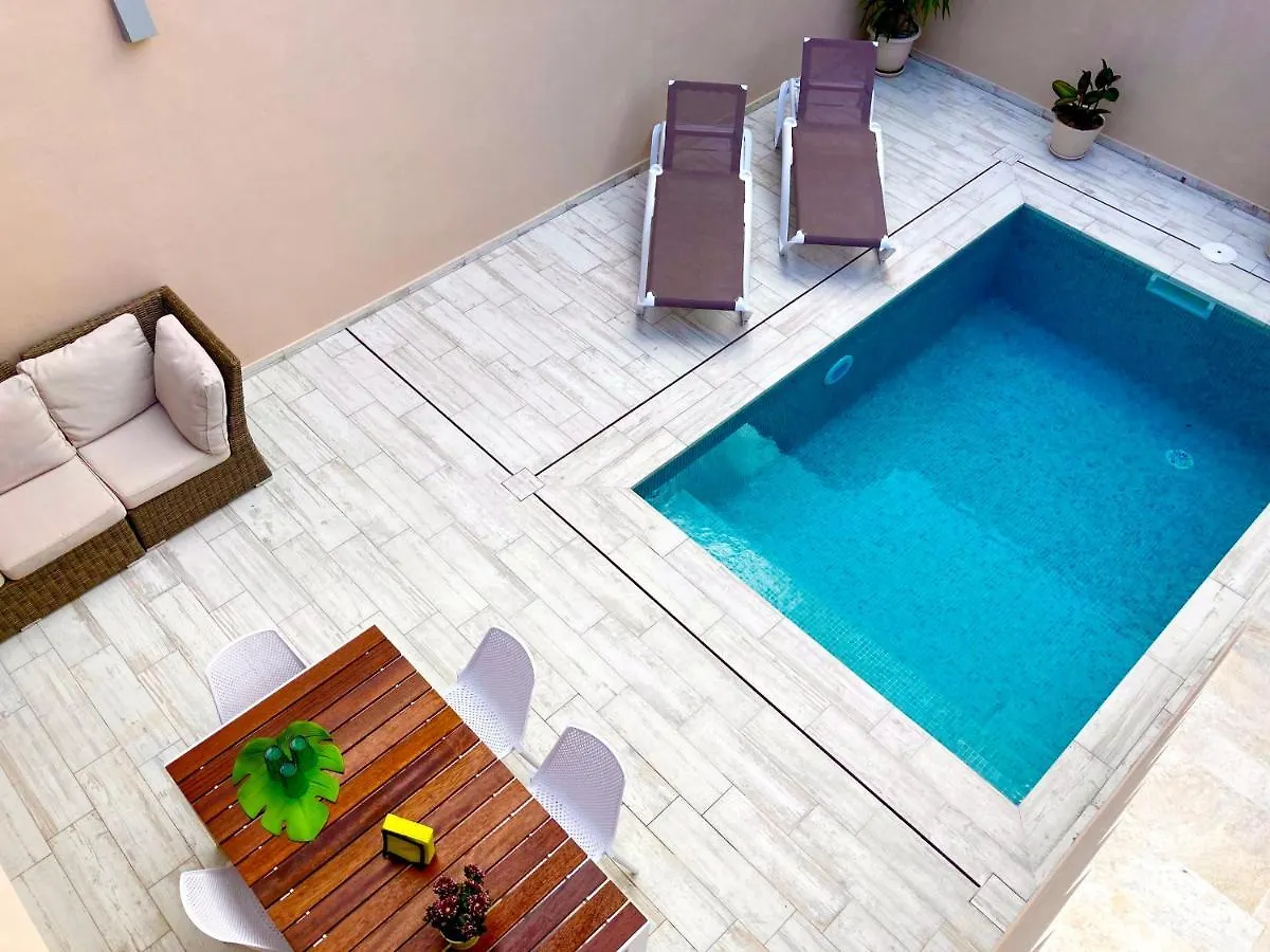 Casa Mediterranea Con Piscina Privada En Palamos Spain