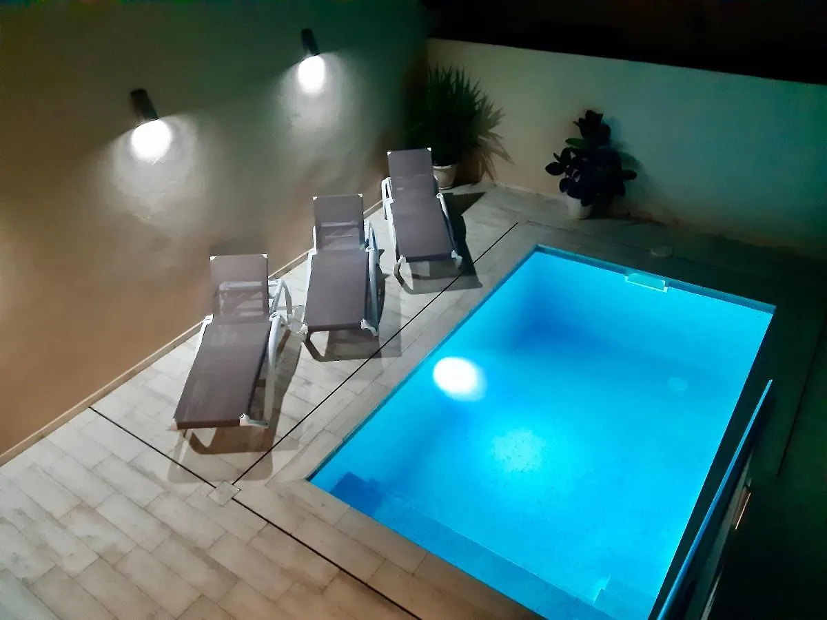 Casa Mediterránea con piscina privada en Palamós España